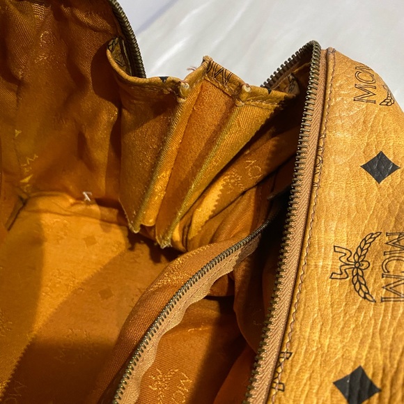 Boston MCM Bag - Picture 11 of 16